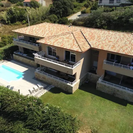 דירה Grand T4 , Vue Magnifique A 50 M De La *