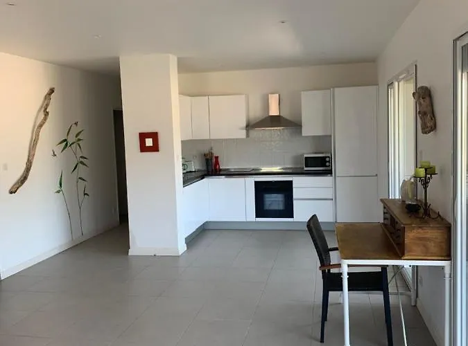 Apartment Grand T4 , Vue Magnifique A 50 M De La